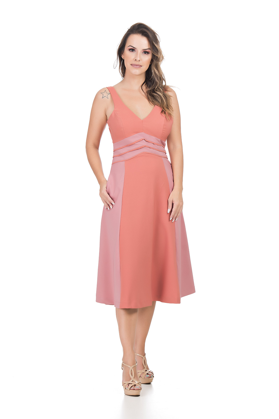 VESTIDO KÍMIKA MÍDI BICOLOR.