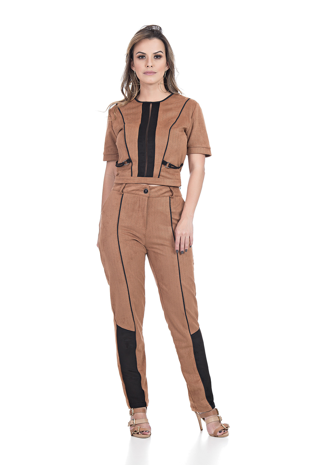CONJUNTO KÍMIKA SUEDE CALÇA E BLUSA CROPPED BICOLOR MARROM.