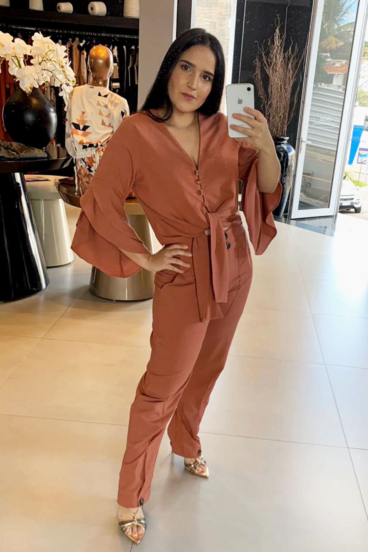 CONJUNTO KÍMIKA EM LINHO COM ASPECTO "STONADO" SALMON