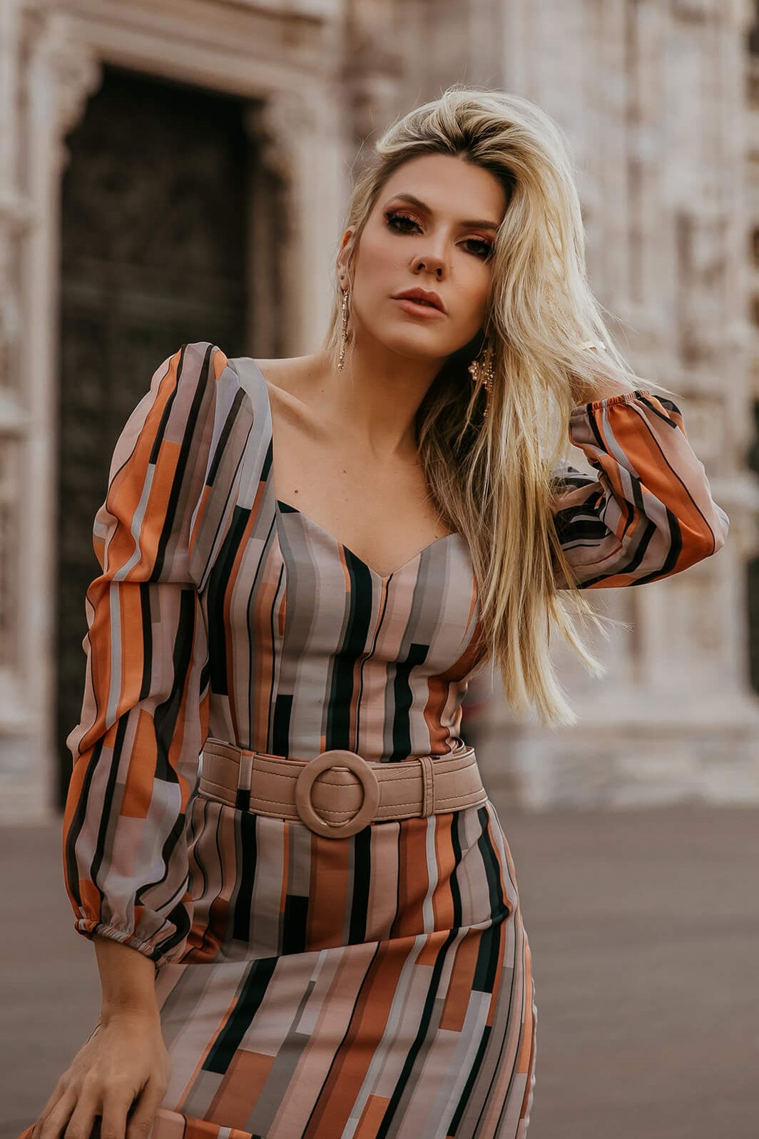 VESTIDO MÍDI KÍMIKA ESTAMPADO EM CREPE ALFAIATARIA E SEDA