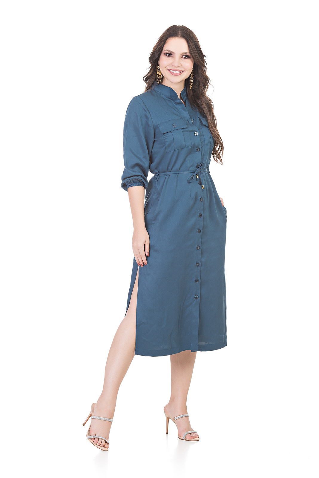 VESTIDO KÍMIKA MÍDI FEITO EM TENCEL AZUL.