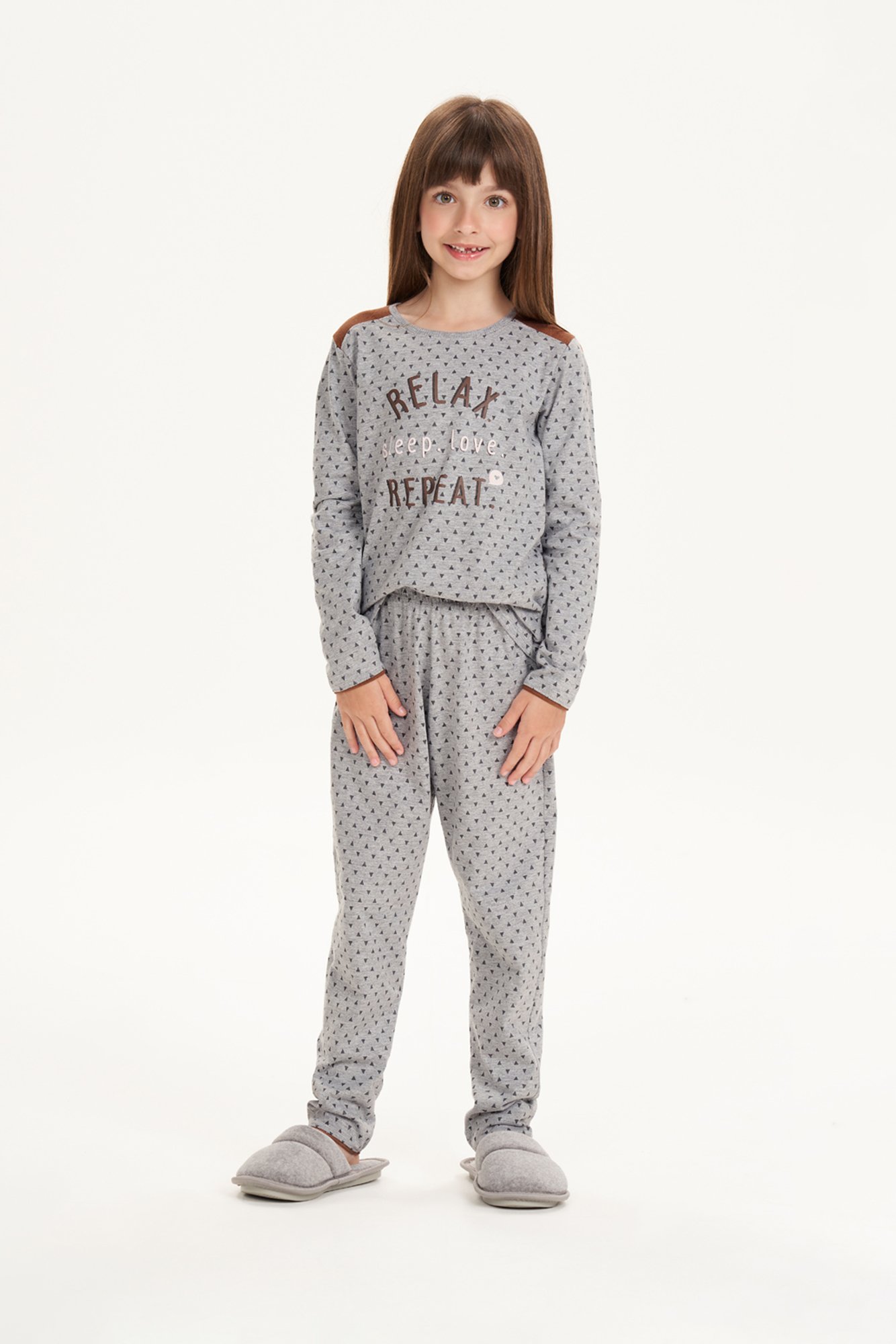 PIJAMA INFANTIL FEMININO COR COM AMOR MANGA LONGA ALGODAO FAMILIA CINZA 