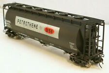 Atlas - HO ACF 3-Bay Cylindrical Hopper USI/Petrothene - Hi-Fax (SHPX) - #60414
