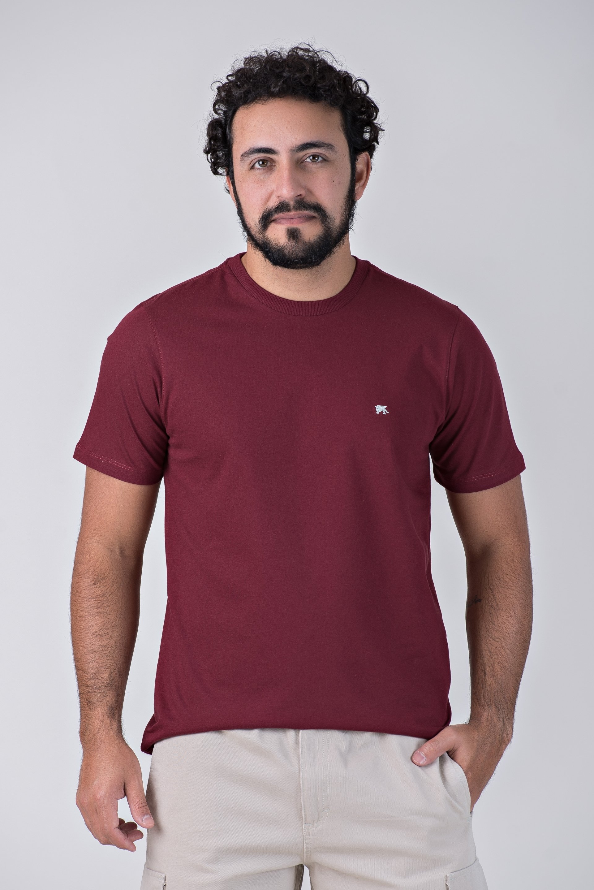 Camiseta Básica Marsala Griffo Plus Size Essencial