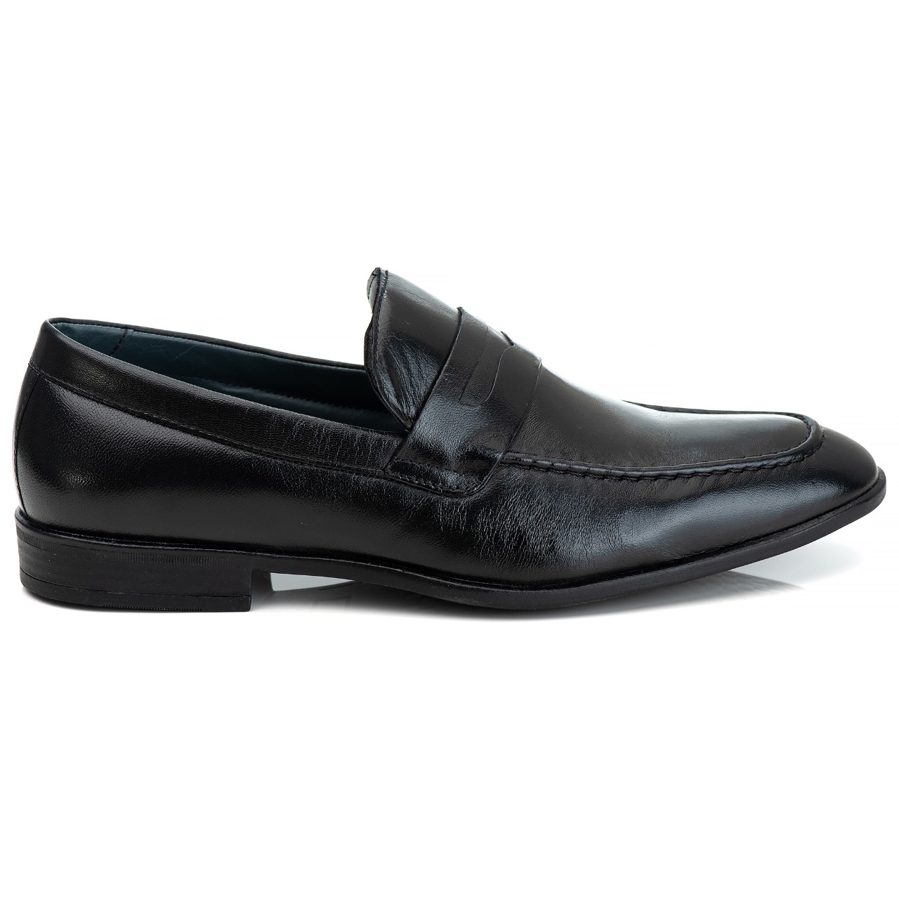 Sapato Social Tombstone Loafer Couro Carneiro Preto Sola Borracha Costurada ref. 87001