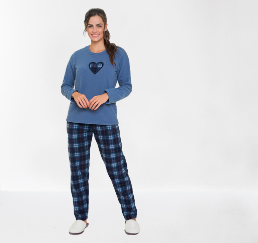 PIJAMA FEMININO DE SOFT MANGA LONGA XADREZ CORACAO FAMILIA 