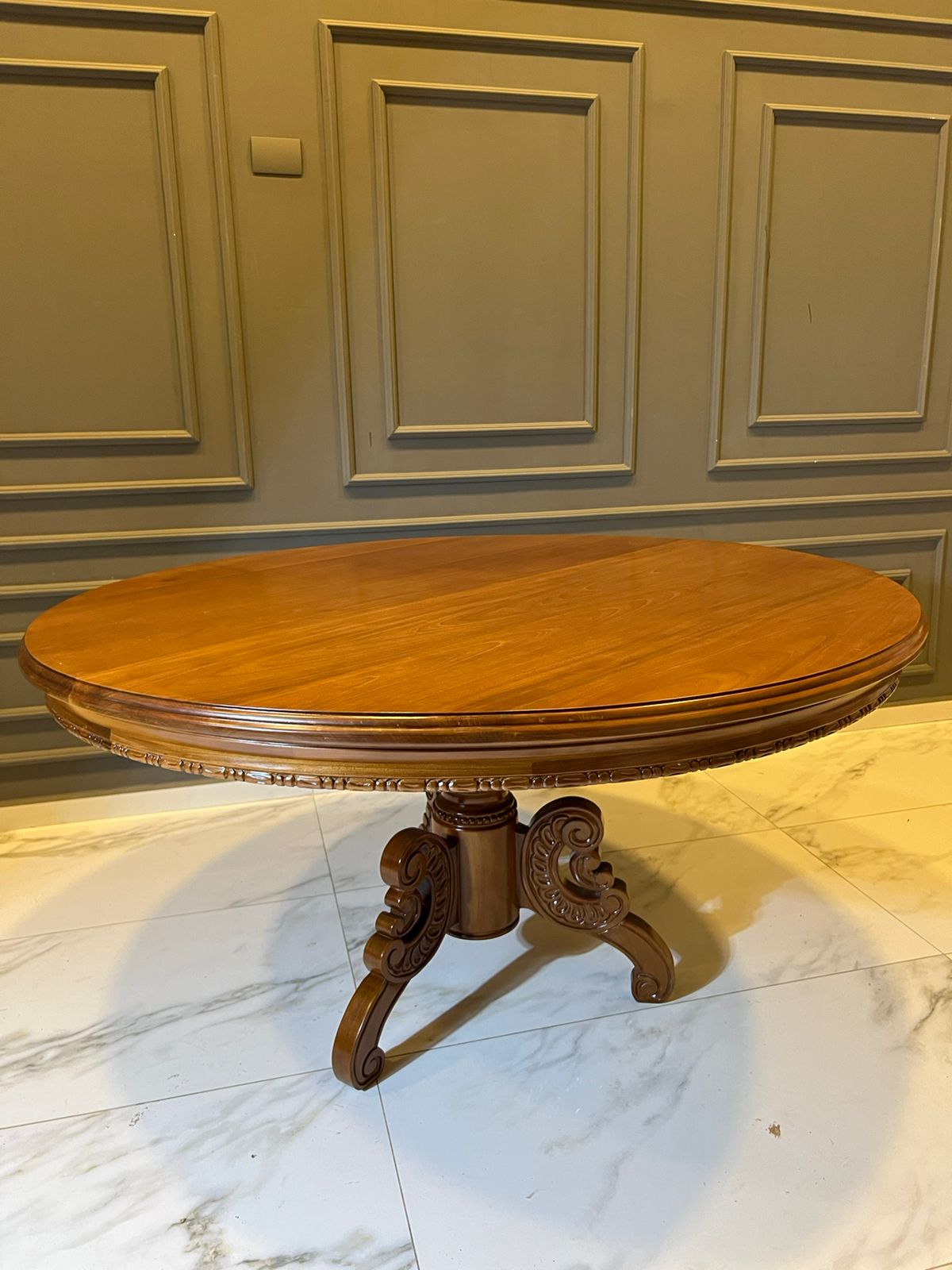 Mesa de Jantar Grizzo - Torneada Tampo Maciço