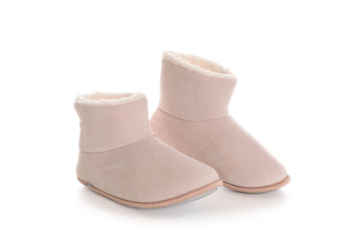 BOTINHA ADULTA FEMININA PLUSH ROSA COR COM AMOR