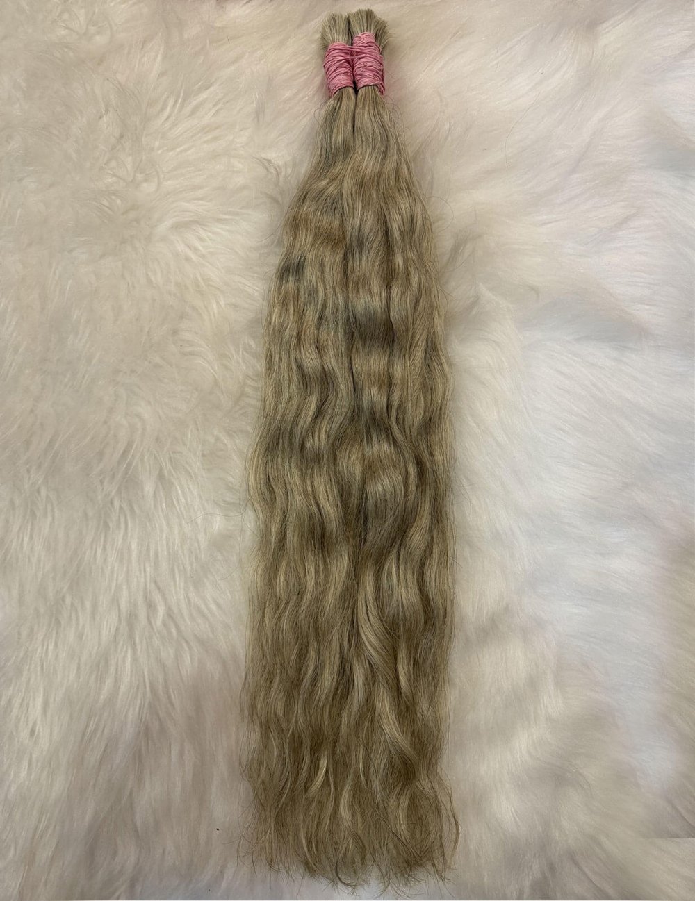 Cabelo Vietnamita Loiro Mesclado Levemente Ondulado Natural 75 CM