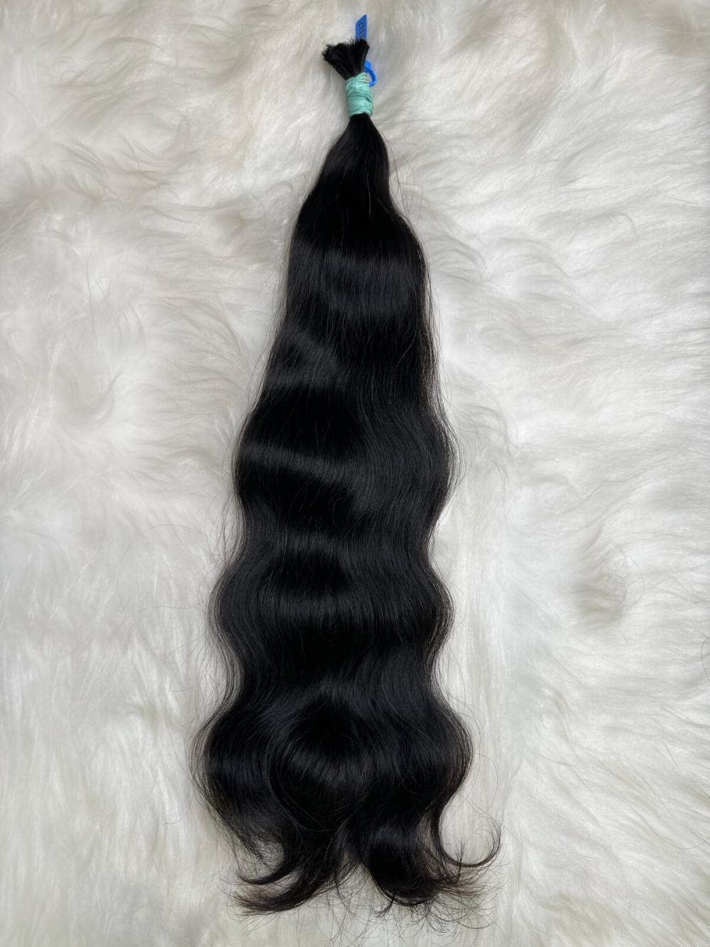 Cabelo Brasileiro Levemente Ondulado 60 CM 78 Gramas