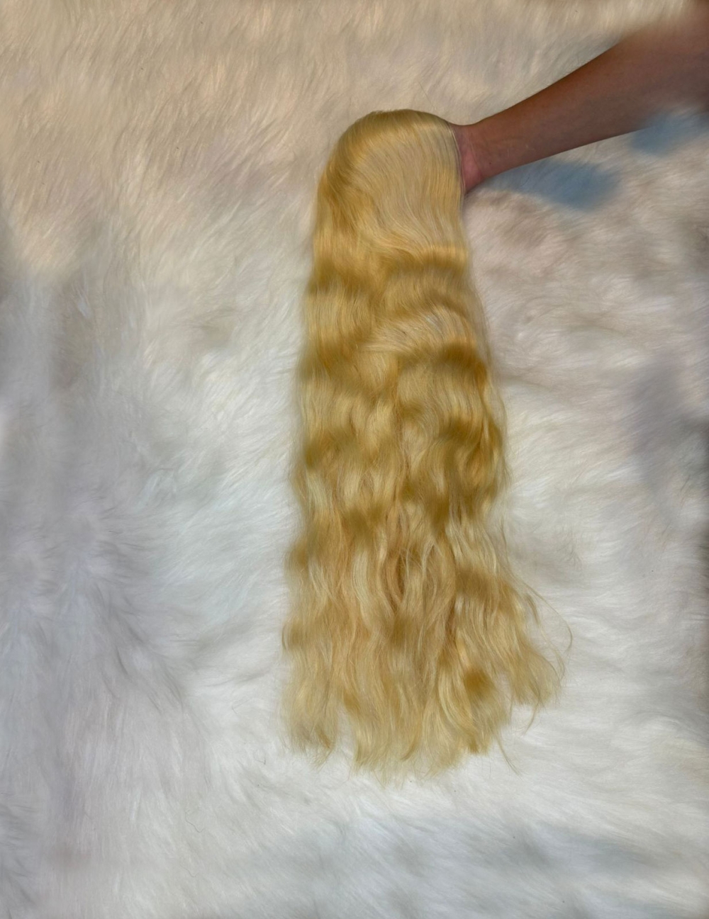 Cabelo Brasileiro Loiro Ondulado 55 CM