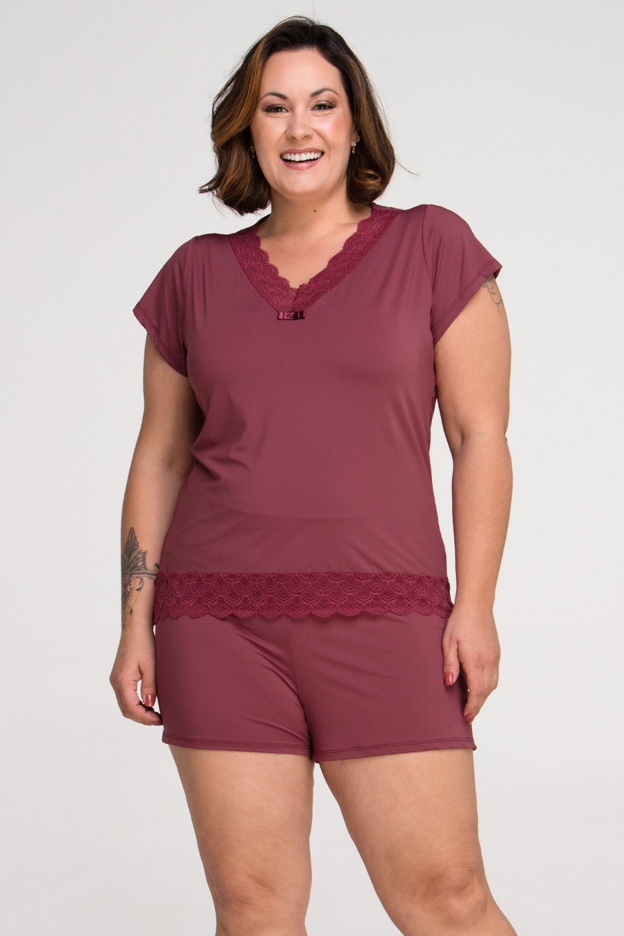 PIJAMA LIGANETE CURTO RUBRO PLUS SIZE - MALU