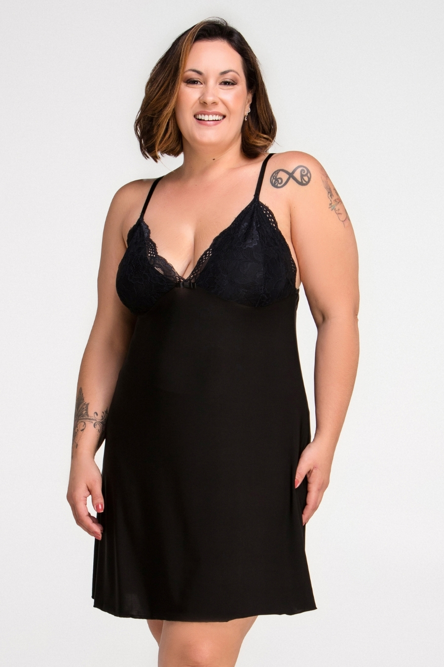 CAMISOLA LIGANETE DE ALÇA PRETA PLUS SIZE - ESSENCIAL