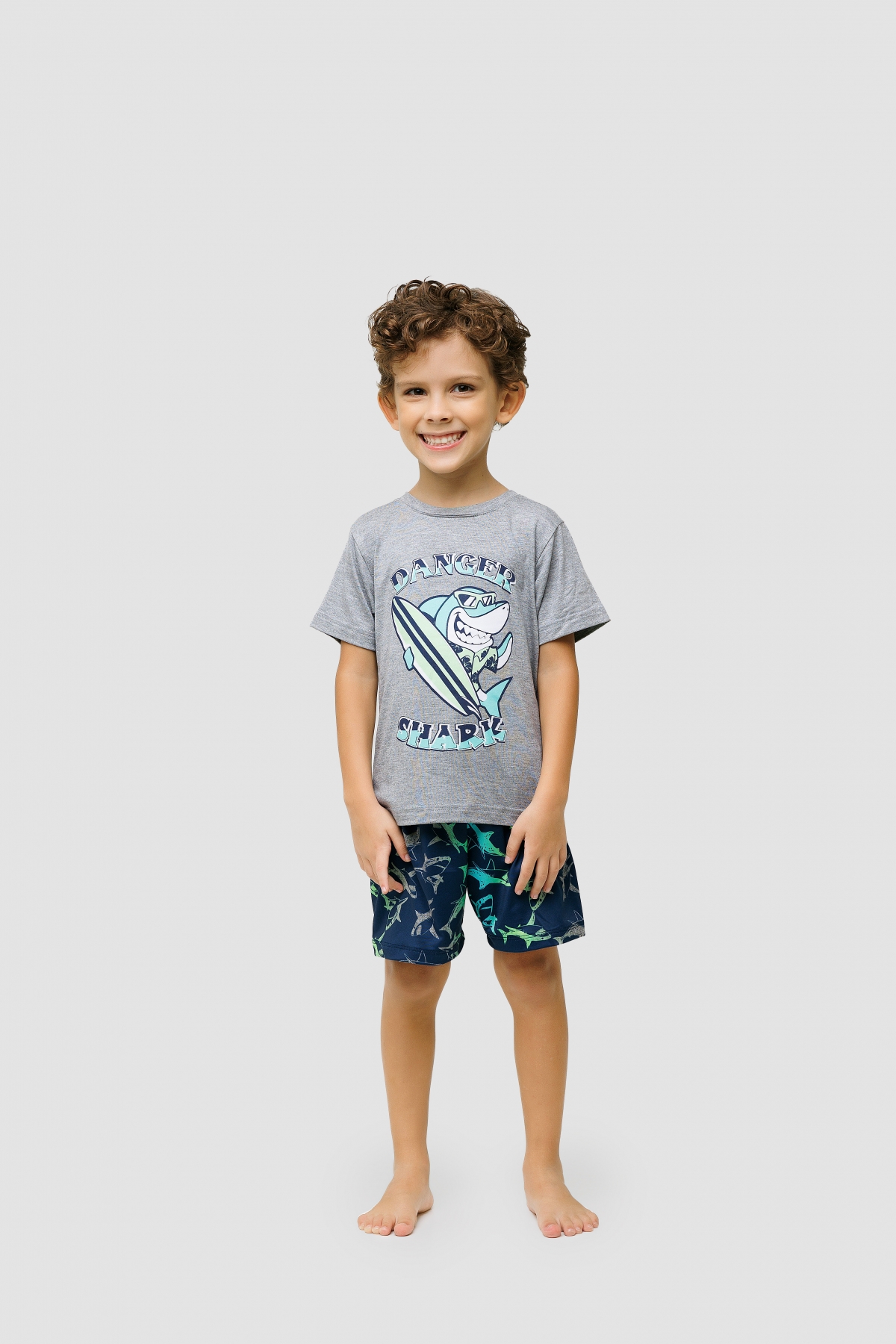 PIJAMA MASCULINO JUVENIL CURTO TUBARÃO - UNIVERSO TOQUE 