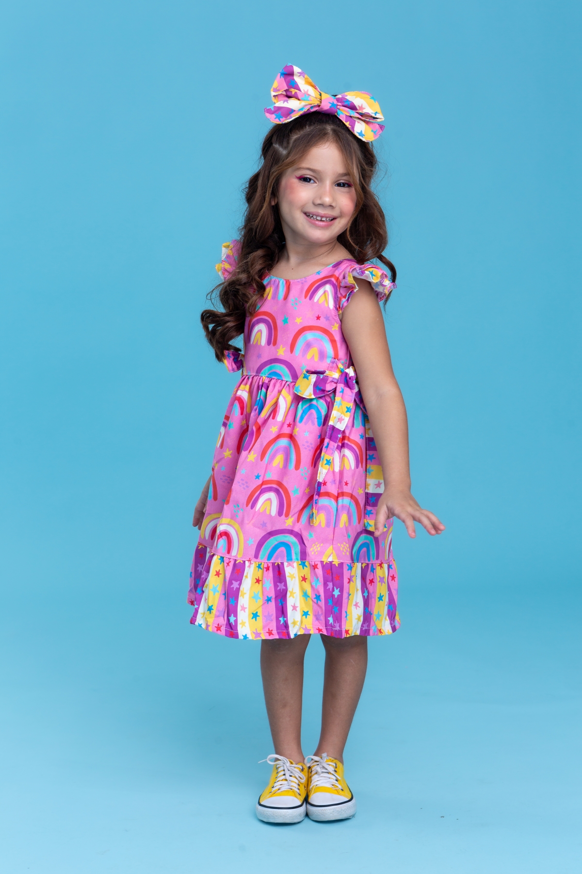 Vestido Rosa Arco-Íris com Laço