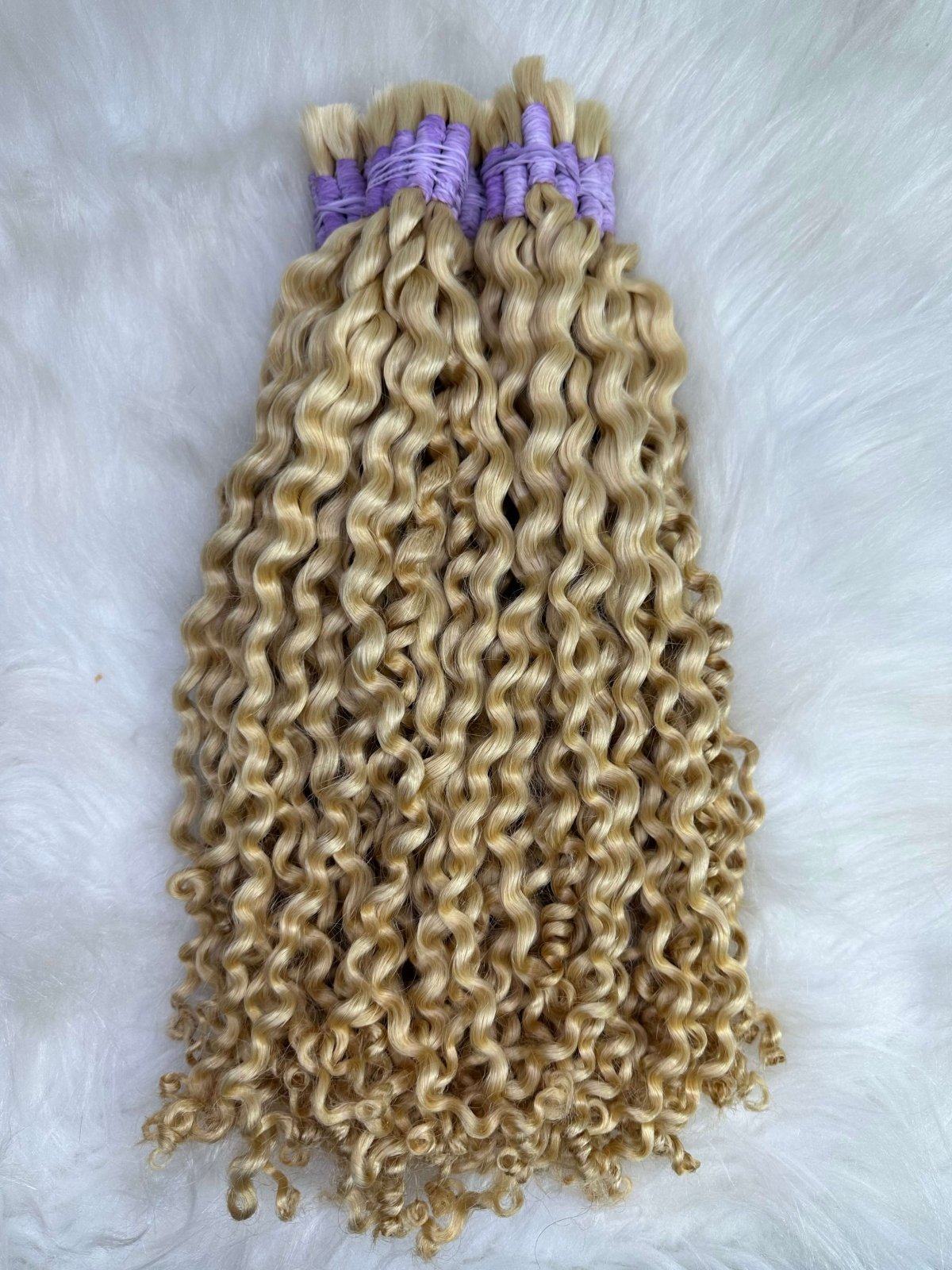 Cabelo Humano Brasileiro Cacheado Tipo 3 Loiro 75 CM