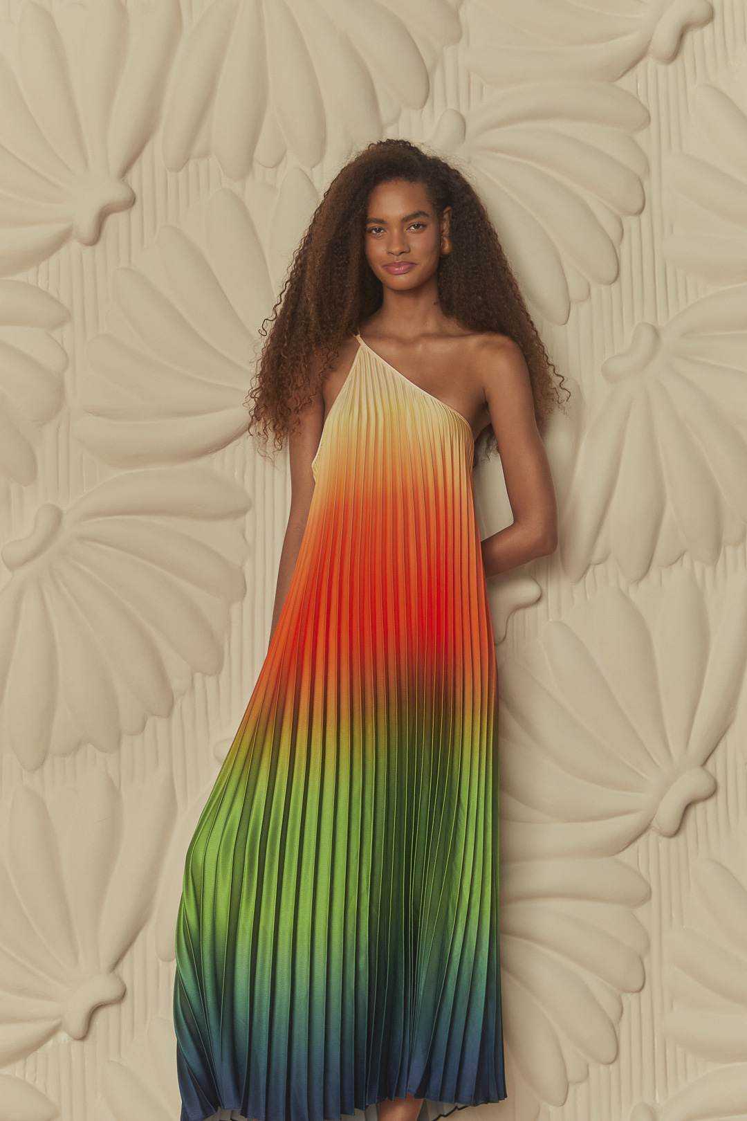 VESTIDO PLISSADO LONGO DEGRADE LATINA