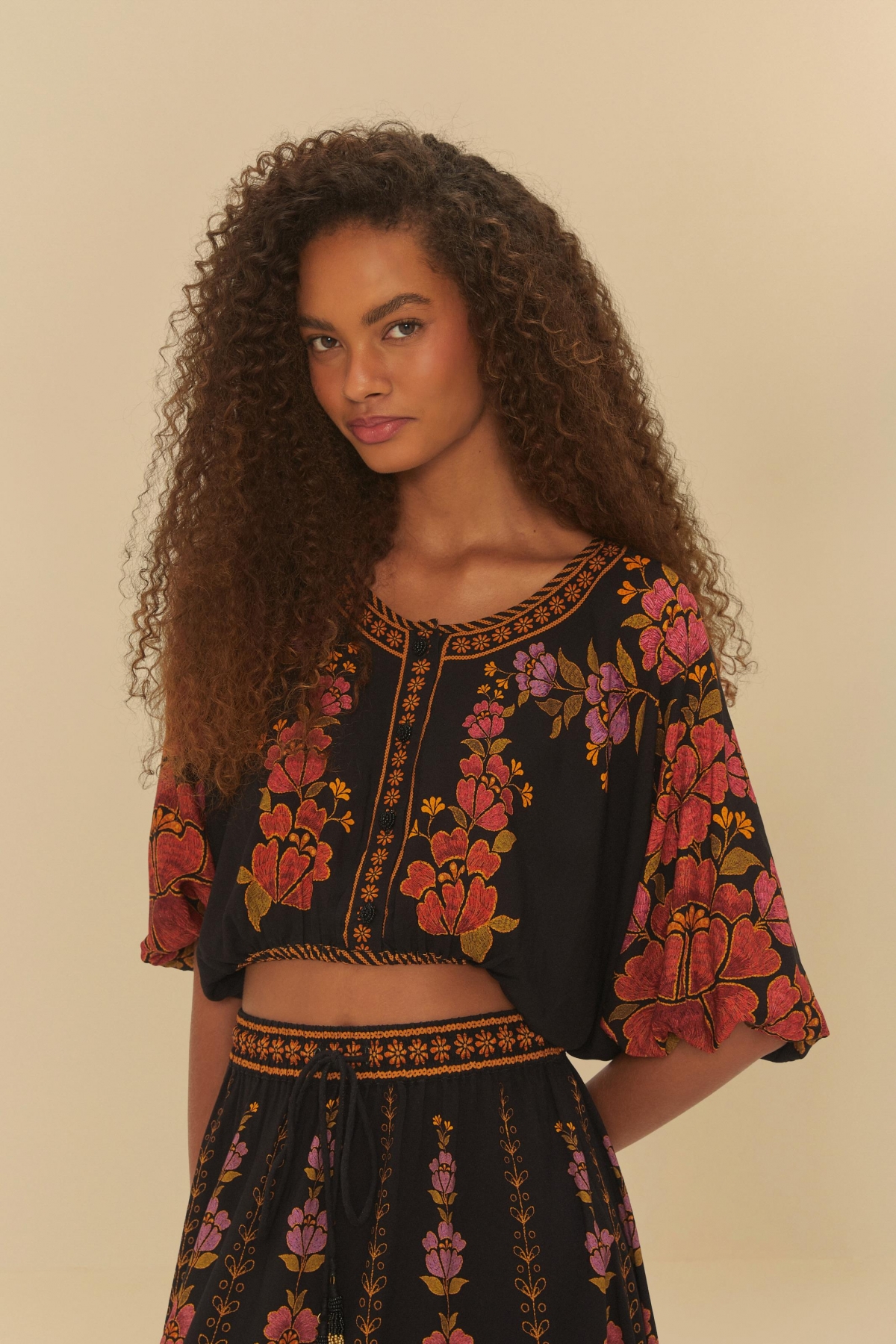 BLUSA CROPPED MADALENA