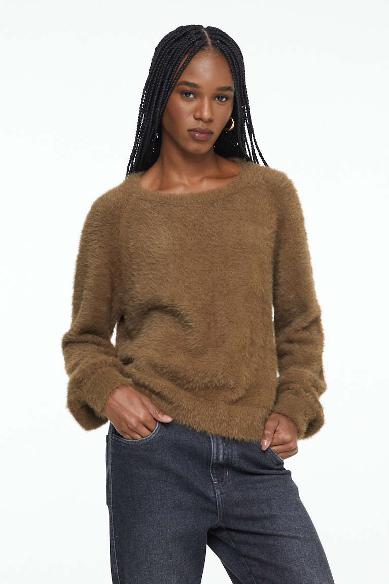 PULL DE TRICOT OVER PELINHO