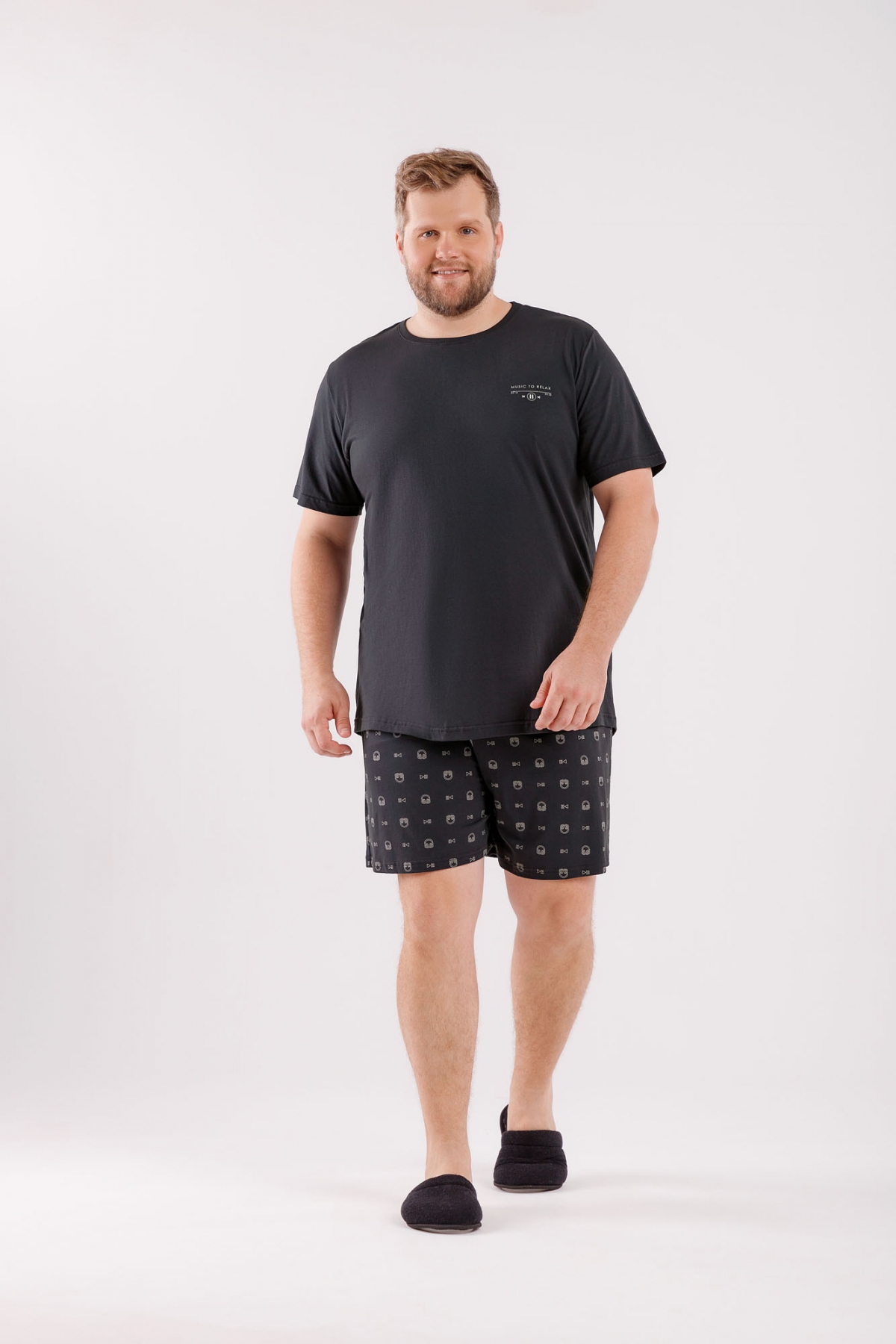 PIJAMA MASCULINO MANGA CURTA COM BERMUDA MUSIC PRETO PLUS SIZE - COR COM AMOR