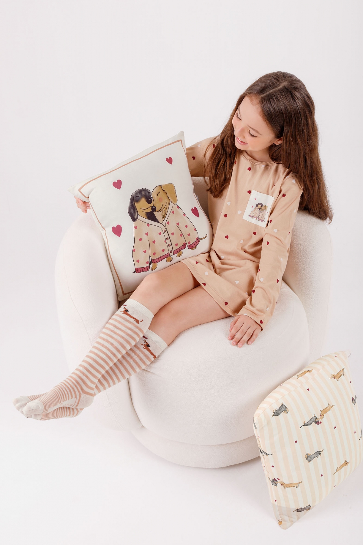 CAMISOLA INFANTIL CORAÇÕES E CACHORRINHOS - COR COM AMOR