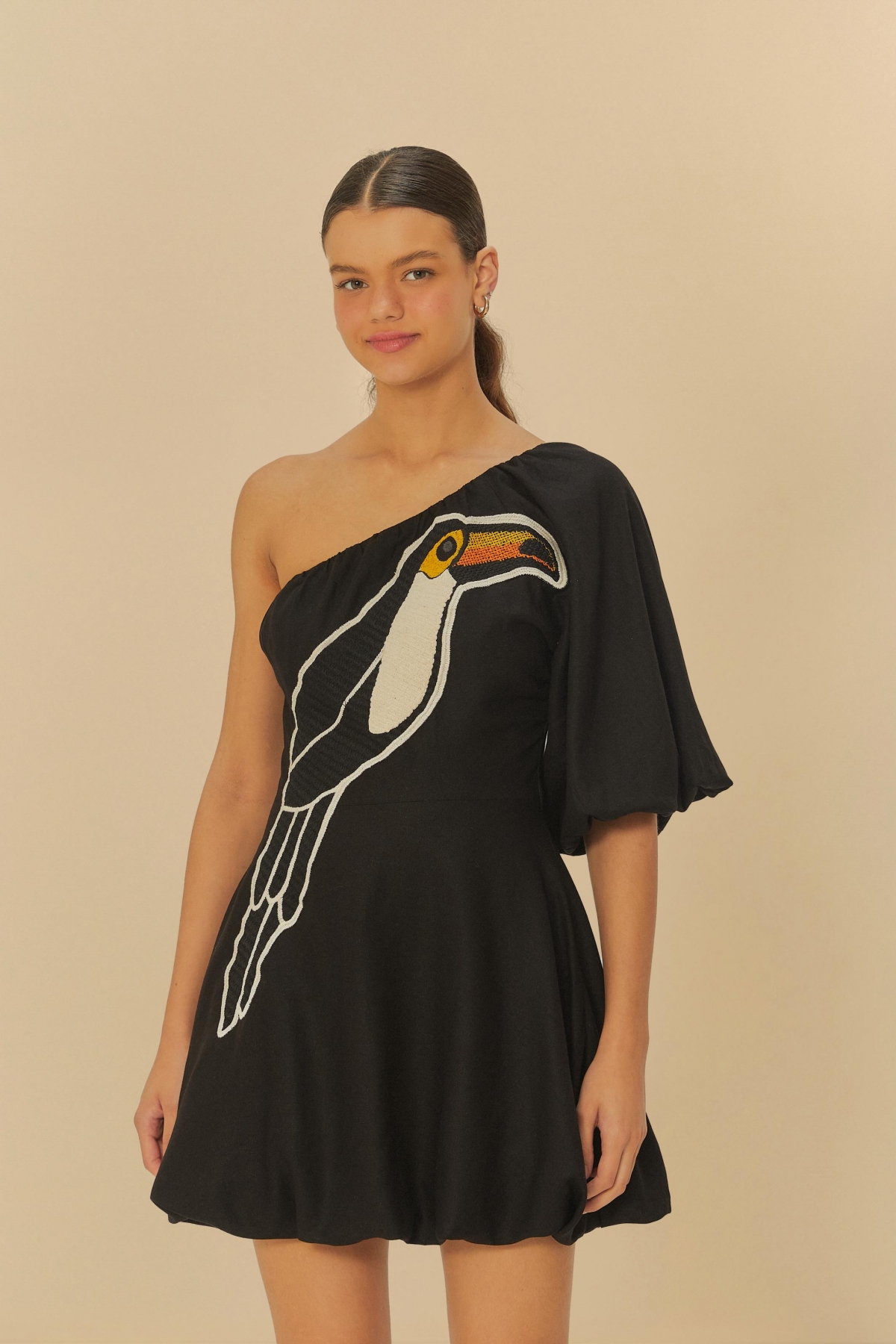 VESTIDO BORDADO COPATUCANO