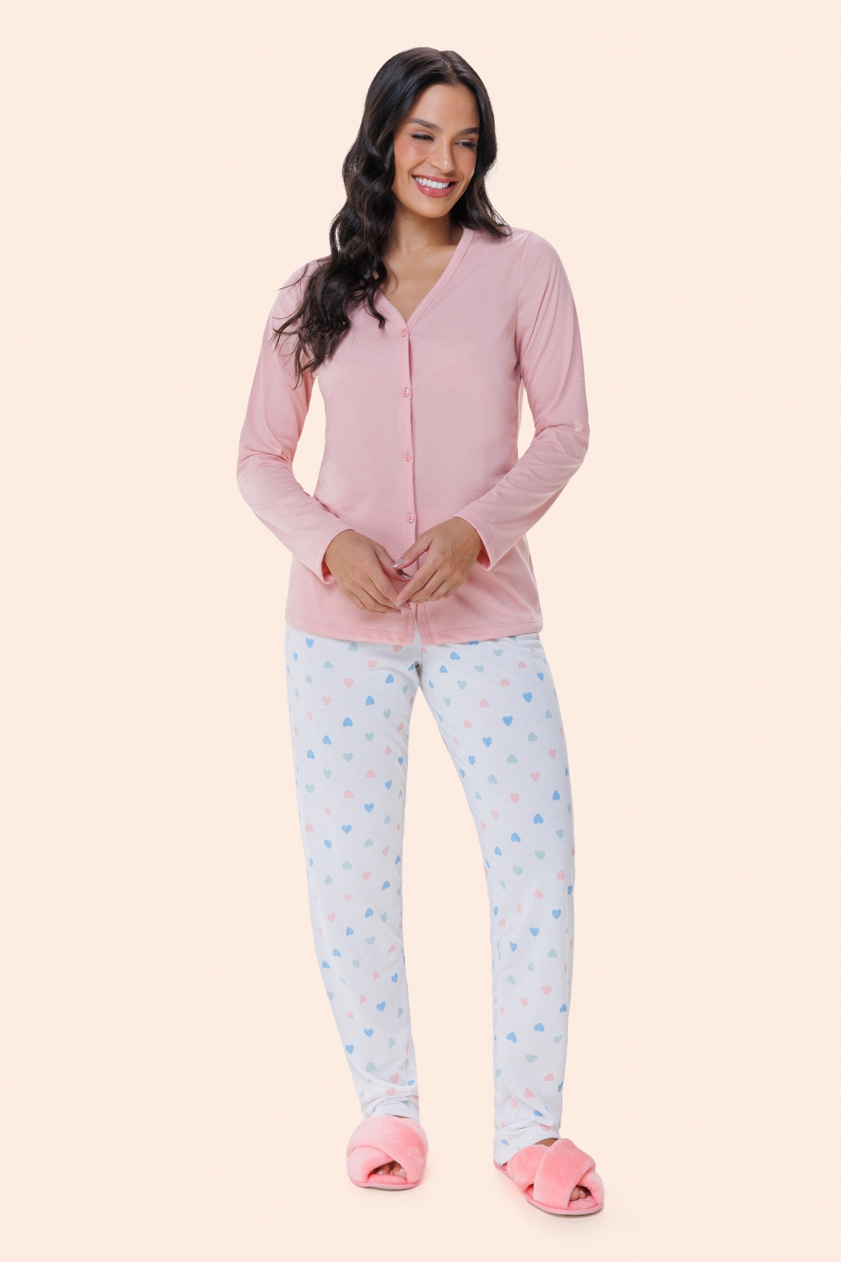 PIJAMA FEMININO LONGO COM BOTÕES CORAÇÃO - BOCEJINHO