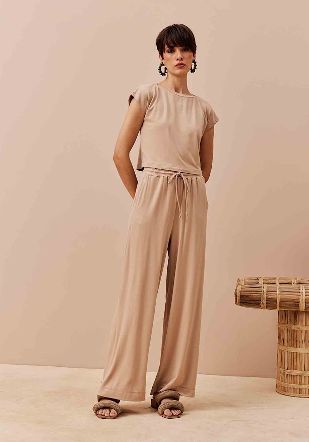 Calça CaCay reta lisa 