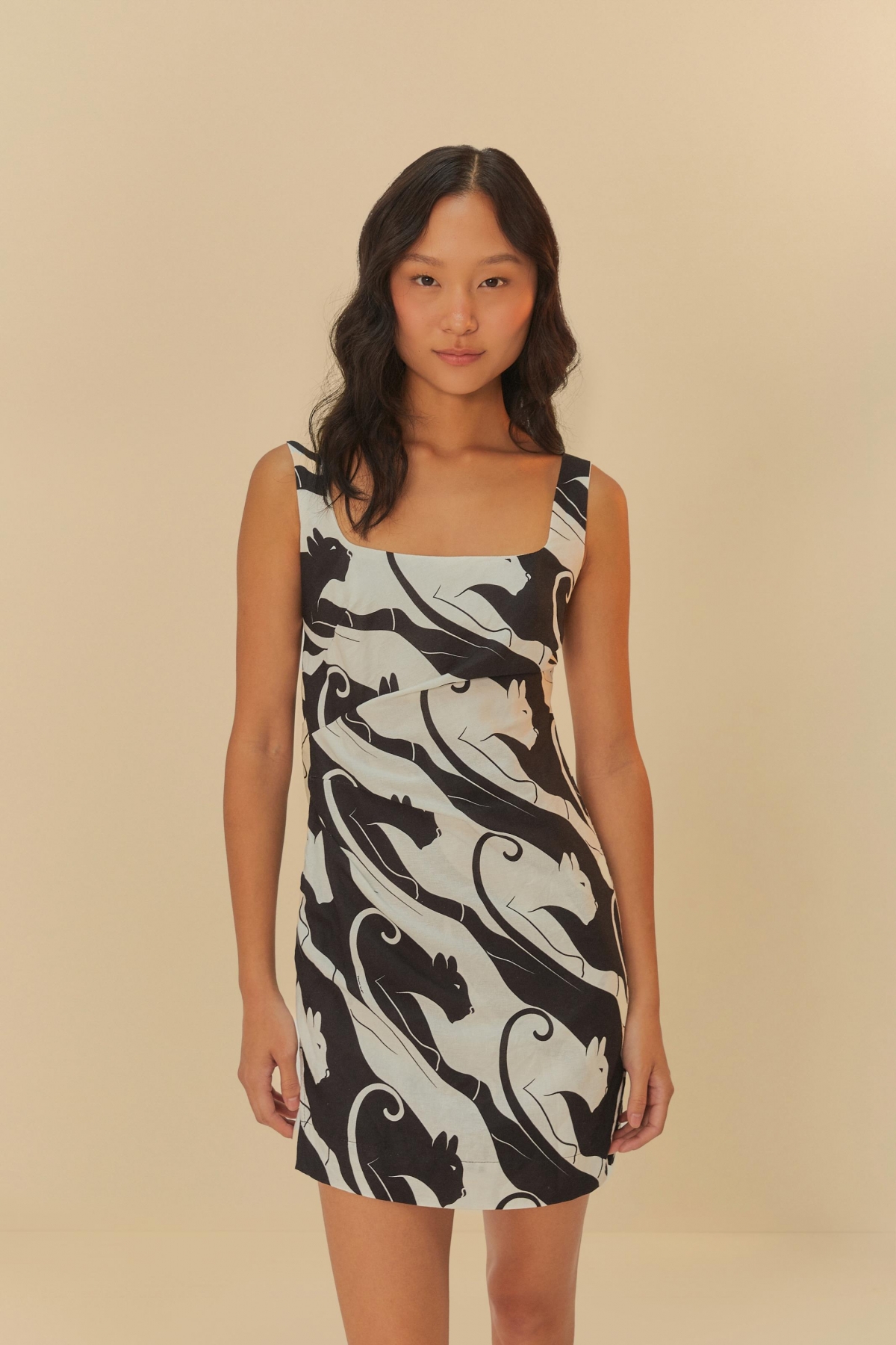 VESTIDO CURTO PANTERAS