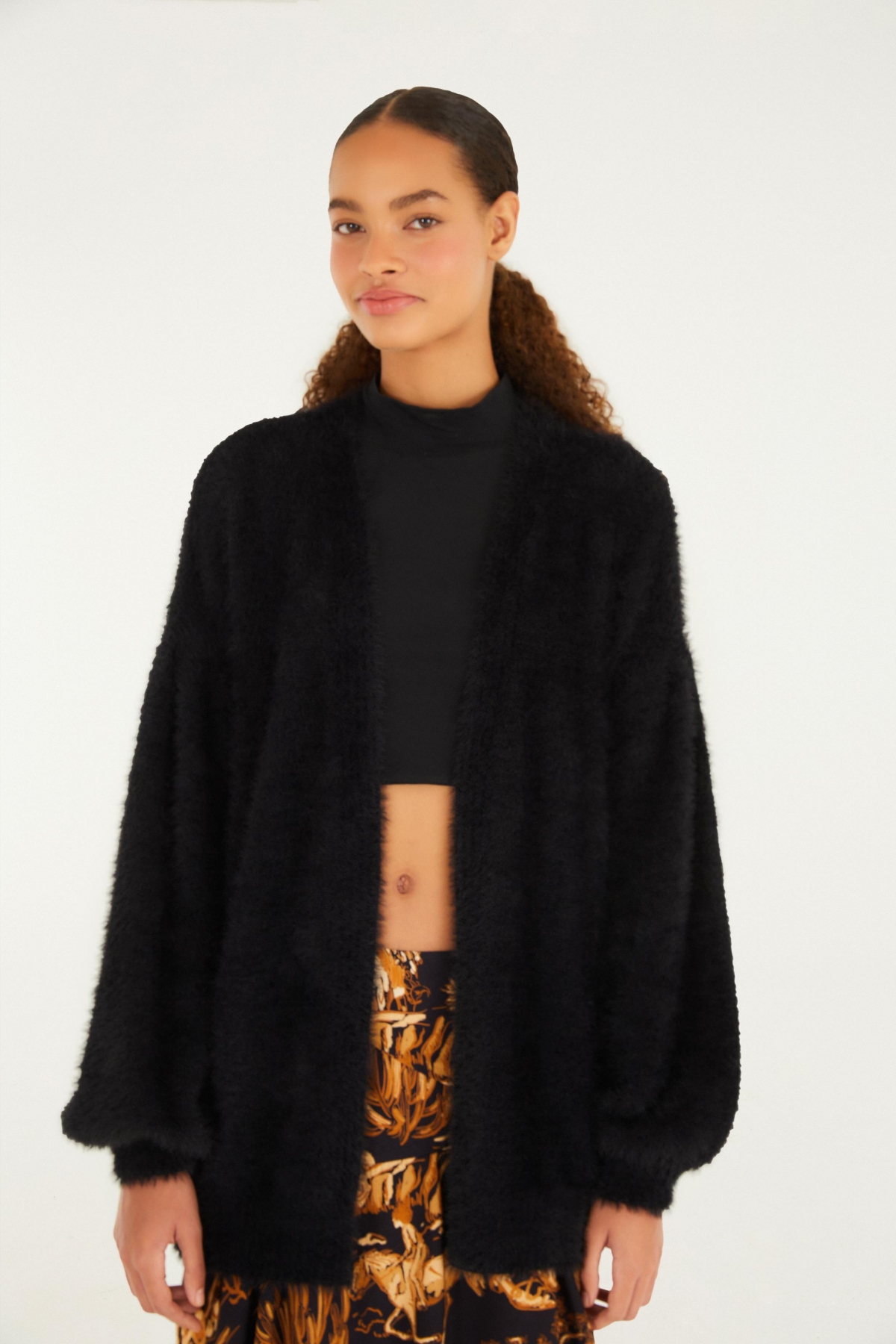 CARDIGAN TRICOT PELINHO PRETO