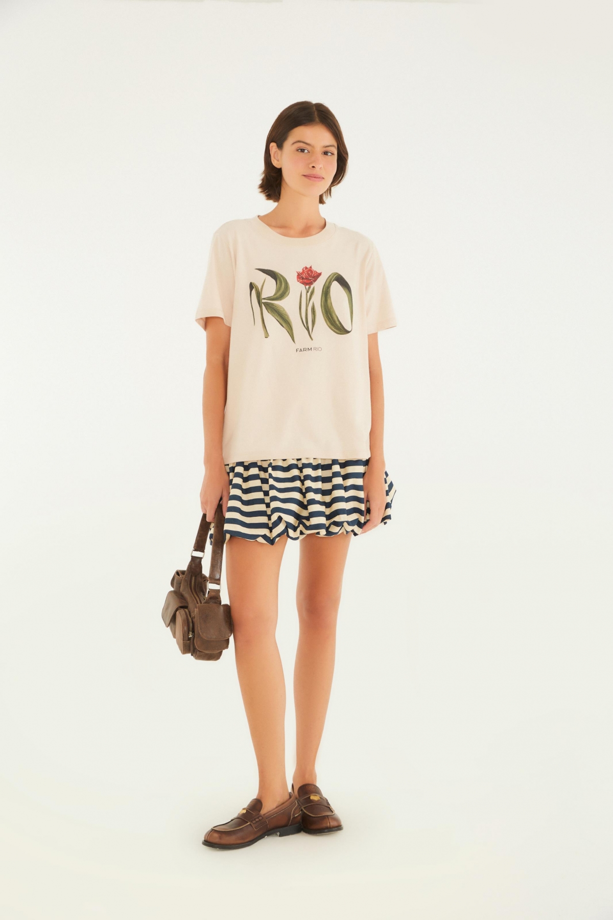 TSHIRT FIT RIO FLOR ROSA NEVOA
