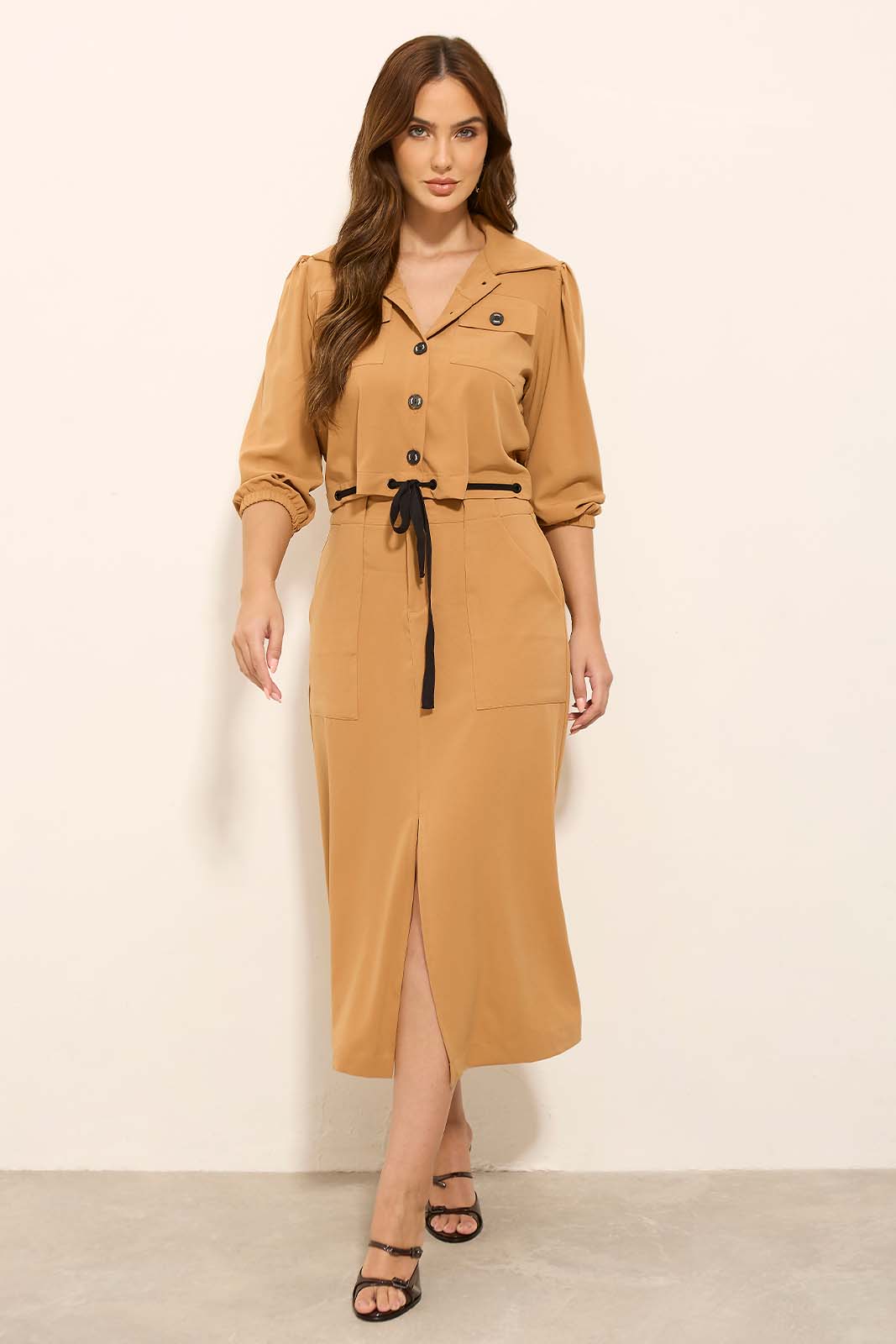 Conjunto de Saia Midi e Blusa Caramelo 