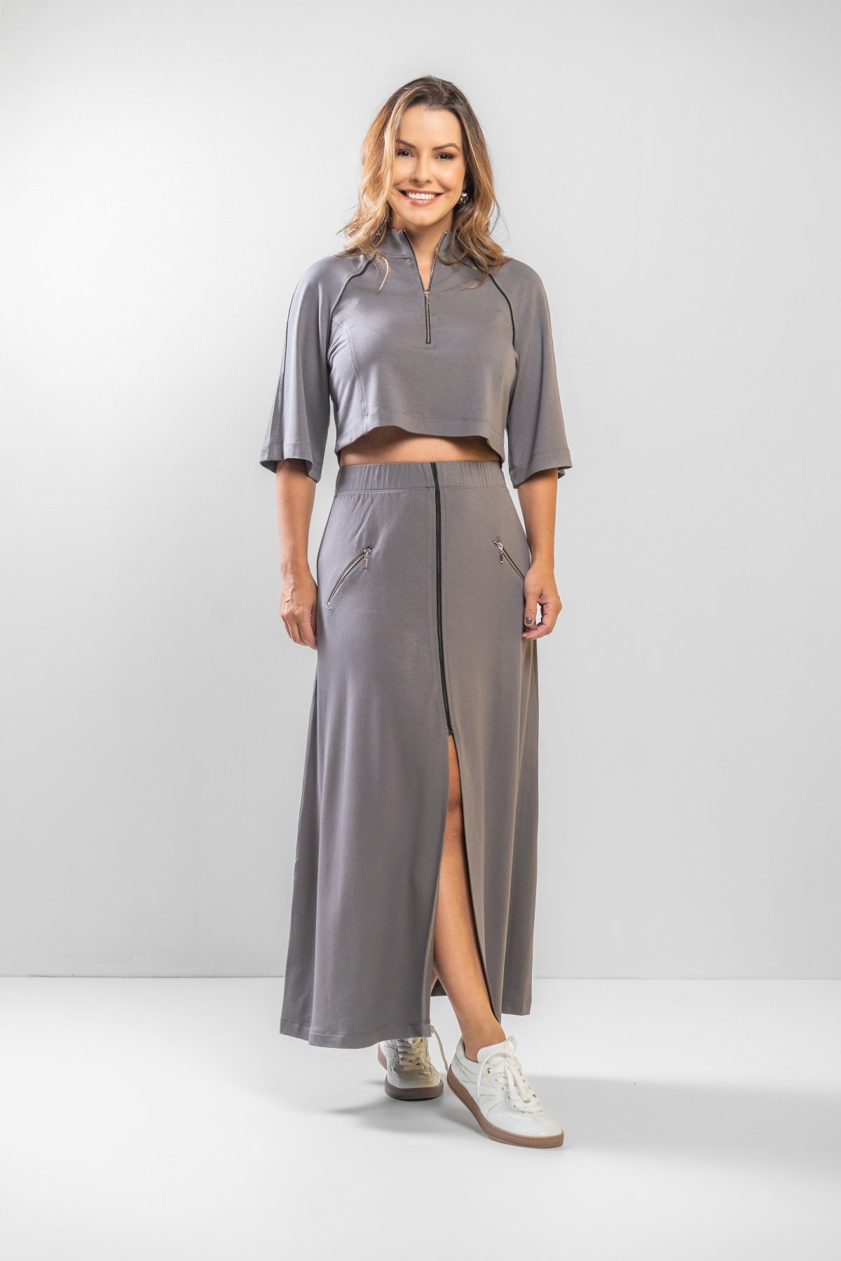 Conjunto Saia Mídi e Cropped Cinza 