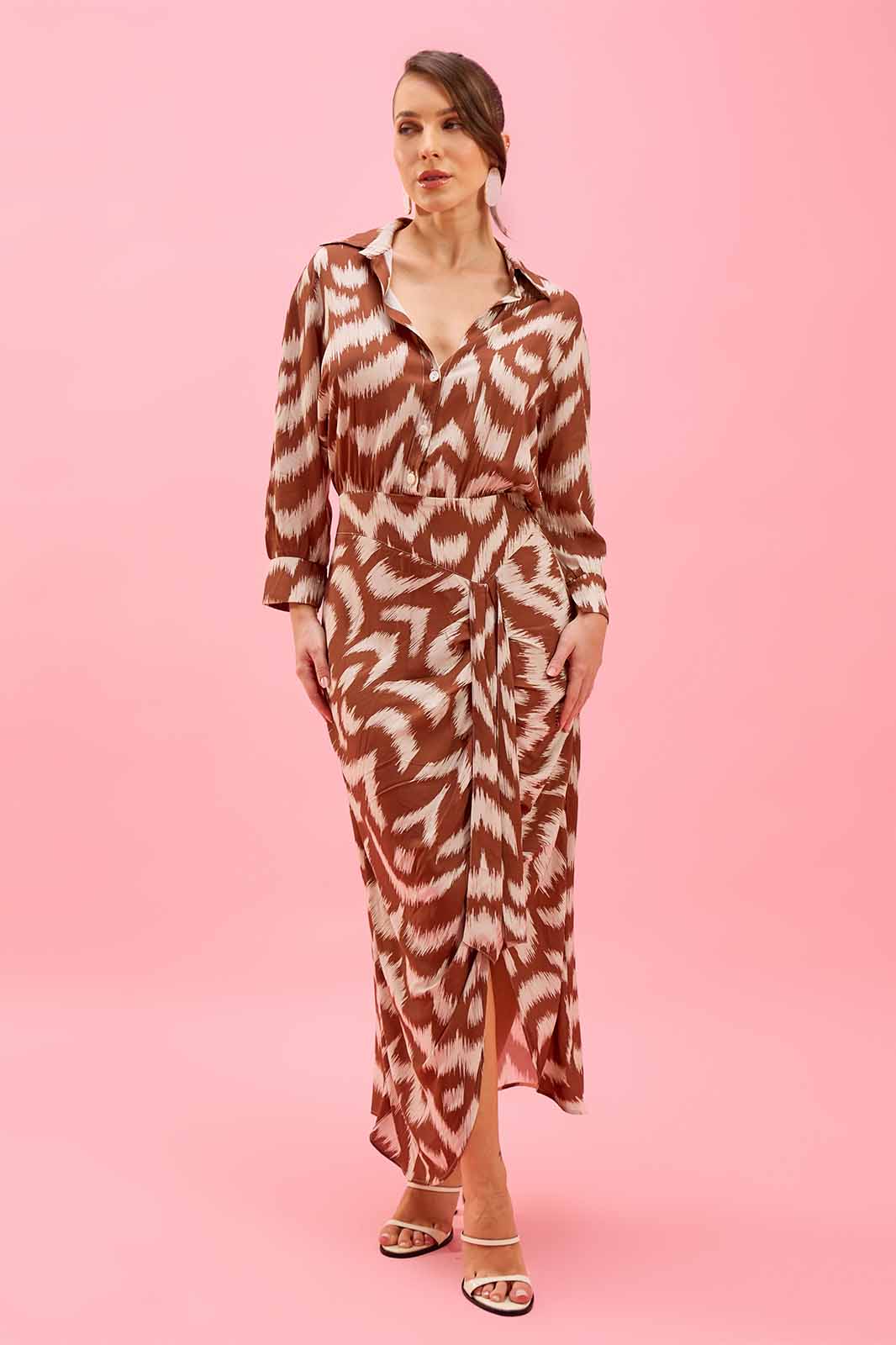 Vestido Midi Manga Longa Marrom Estampado 