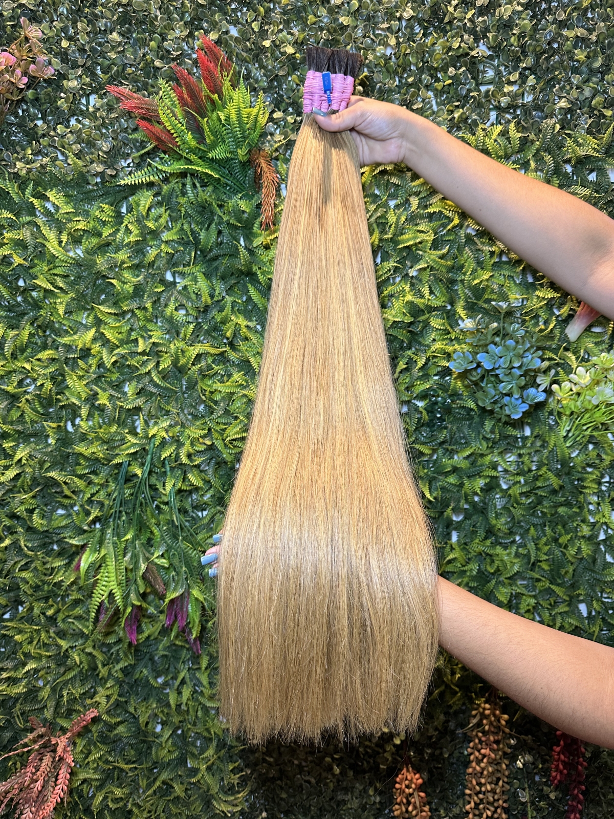 Cabelo Brasileiro Loiro Mel Esfumado 70 CM