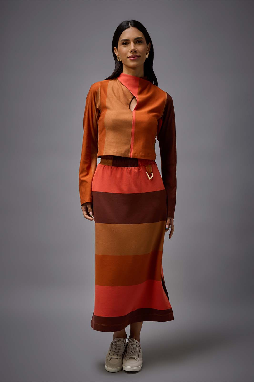 Conjunto de Saia Midi e Blusa Colorida Listrada 