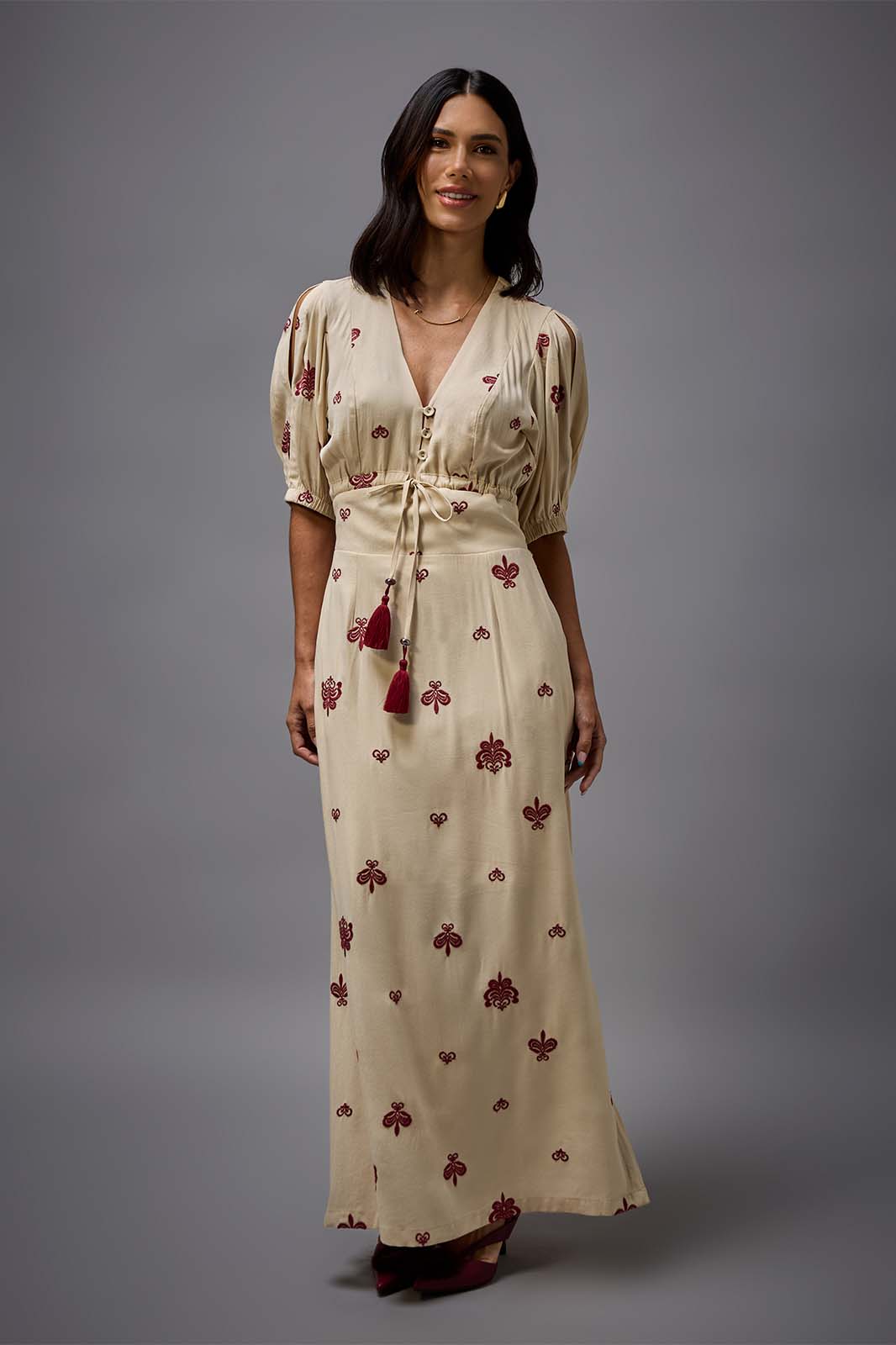 Vestido Midi Mangas 3/4 Cru Bordado 