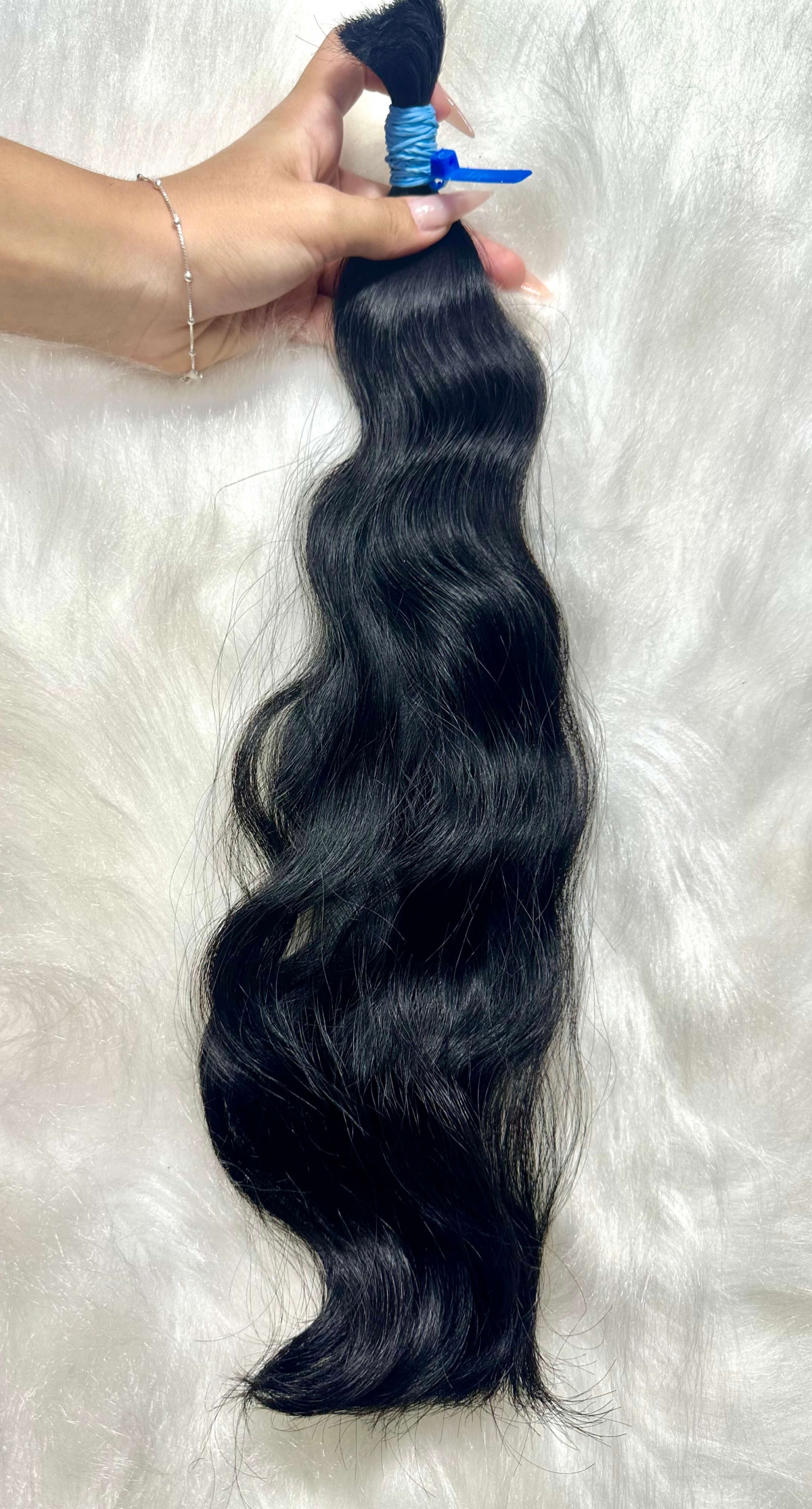 Cabelo Brasileiro Castanho Levemente Ondulado 50 CM 64 Gramas