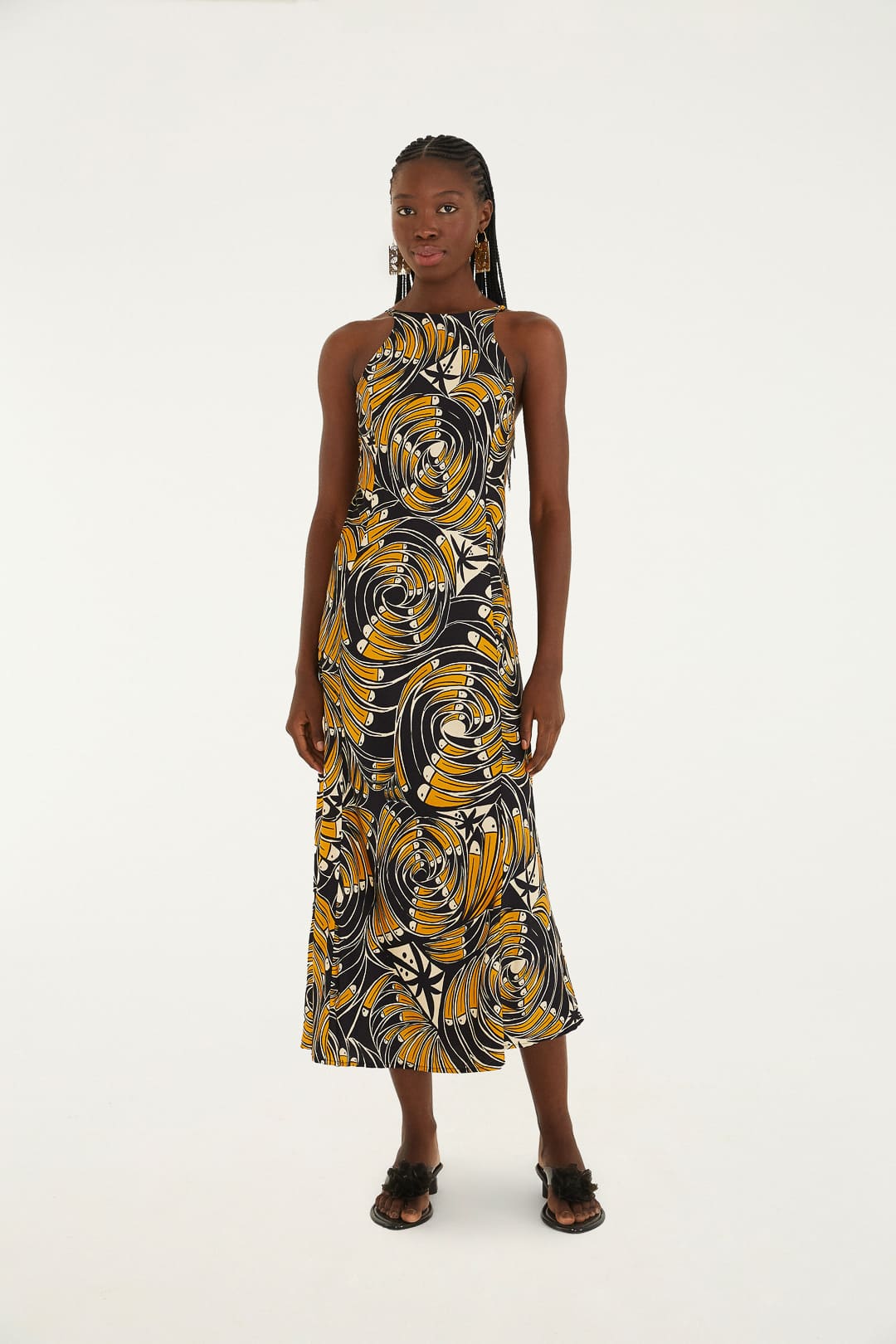 VESTIDO CROPPED LEQUE DE TUCANOS