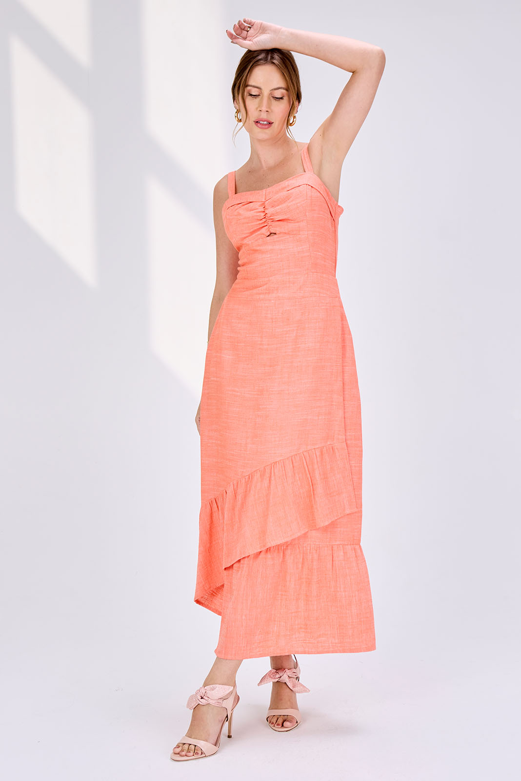 Vestido Midi Babados Assimétricos Coral 