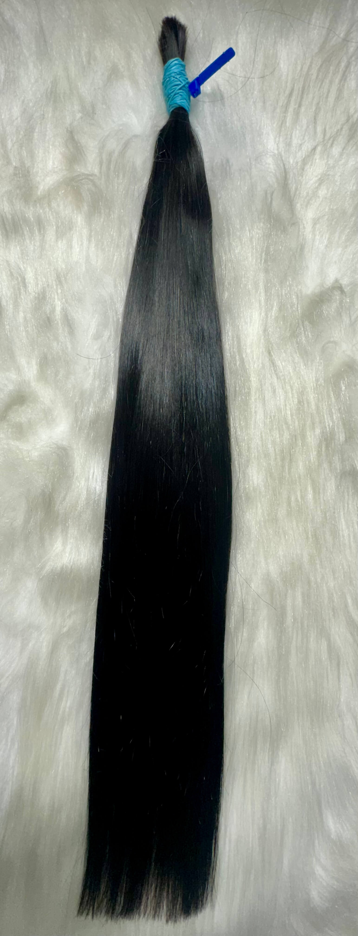 Cabelo Brasileiro Liso 65 CM 100 Gramas