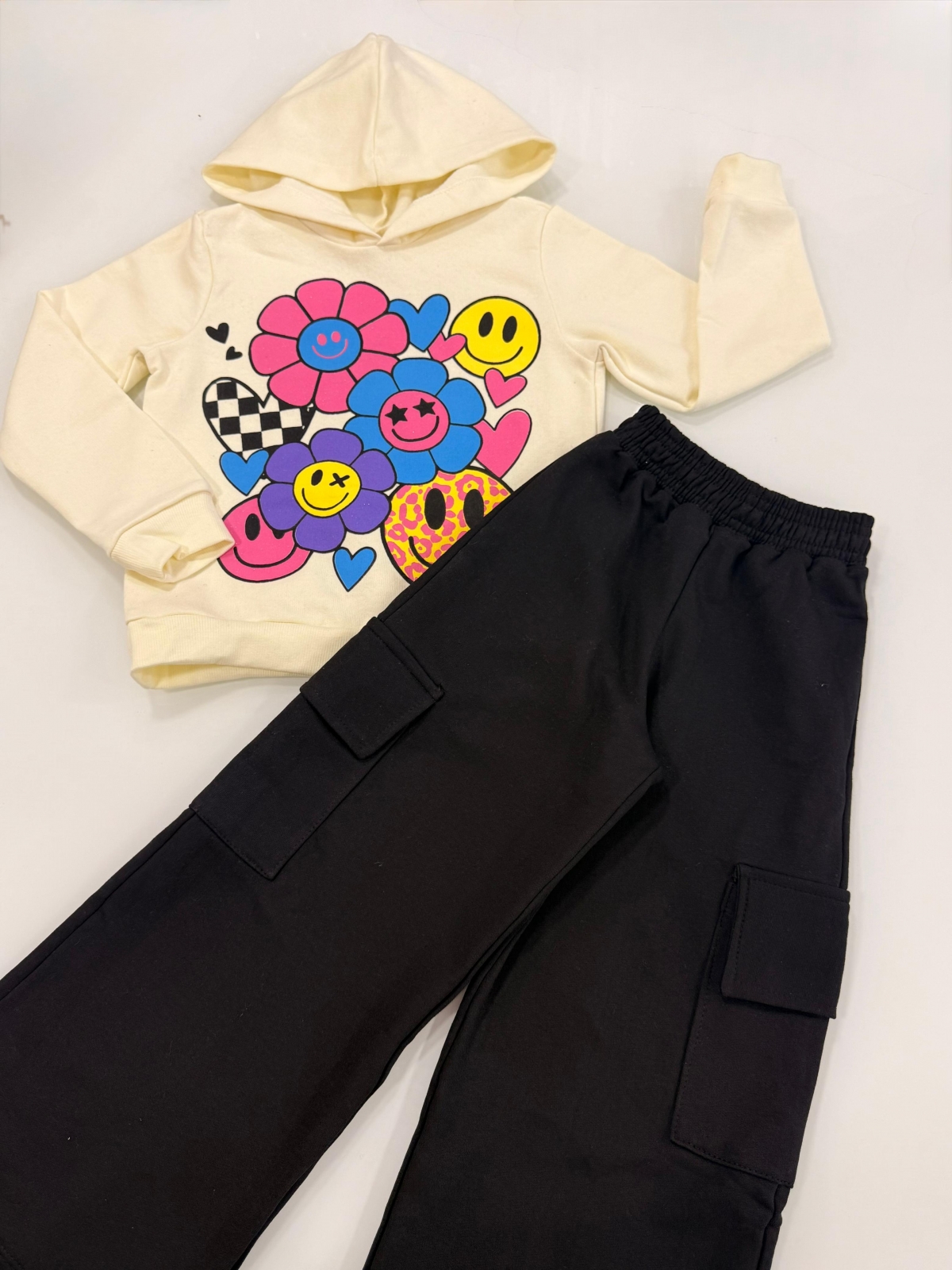 Conjunto Capuz Moletom Flores