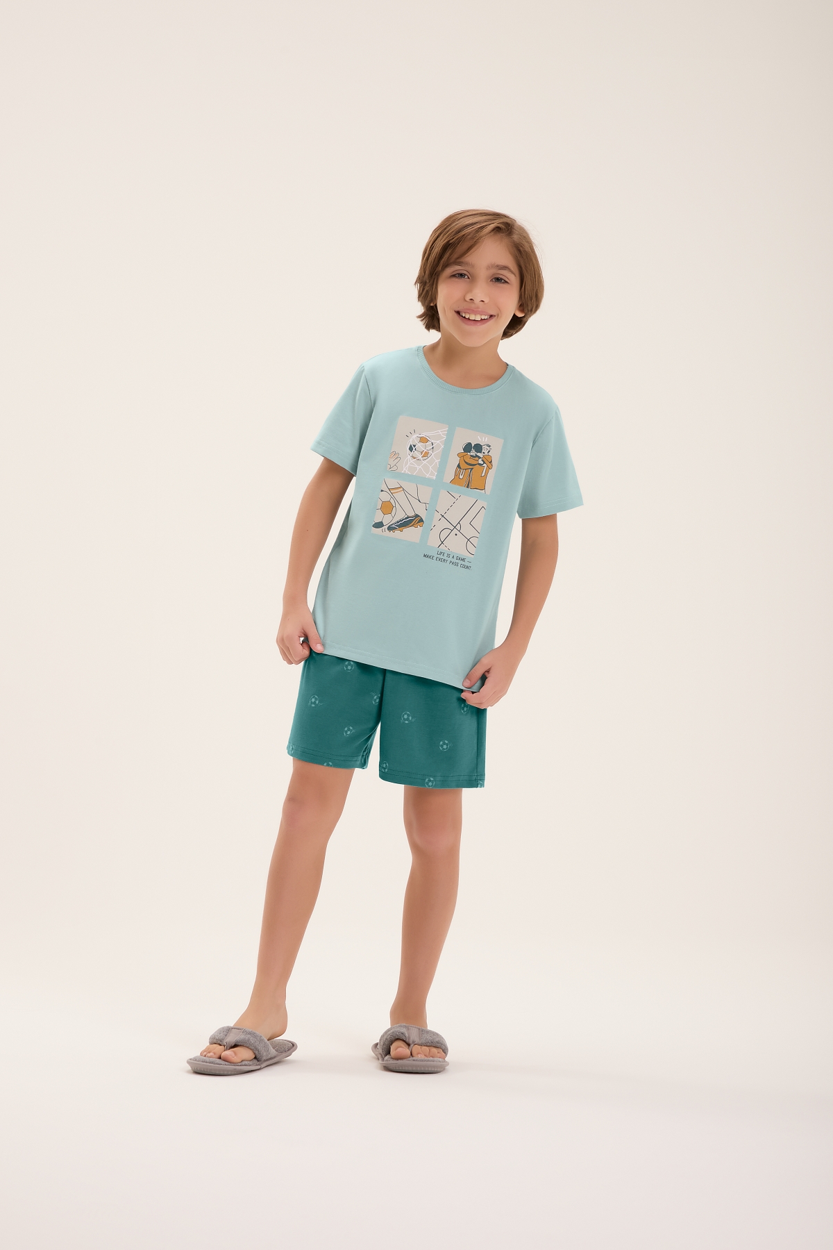 PIJAMA MASCULINO INFANTIL CURTO VERDE FUTEBOL PAI E FILHO - COR COM AMOR