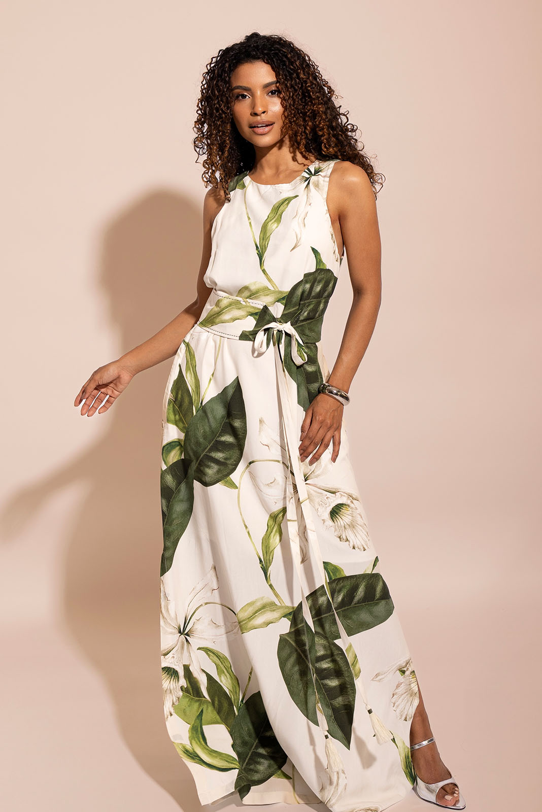 Vestido Longo com Cinto Estampado 