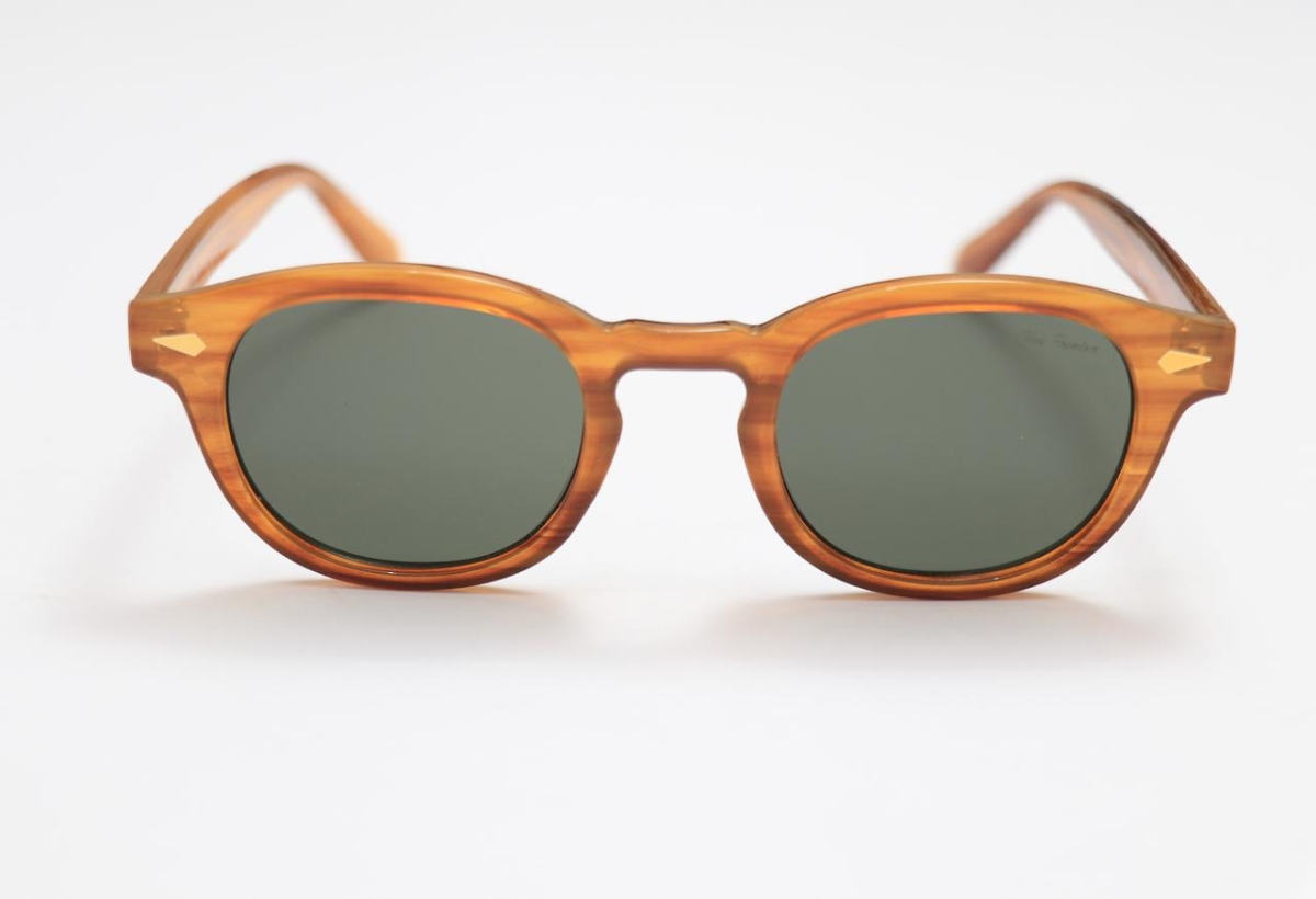 &Oacute;culos De Sol Feminino Class Premium Ref 1117 Tam 42 Cor 4