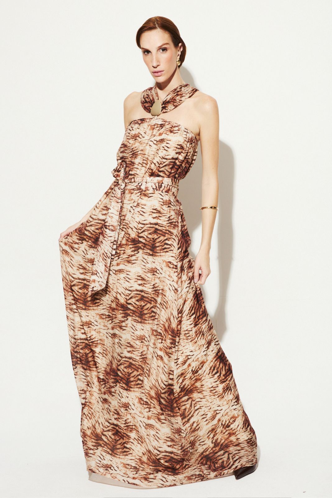 Vestido Longo com Costas Decotada Estampado