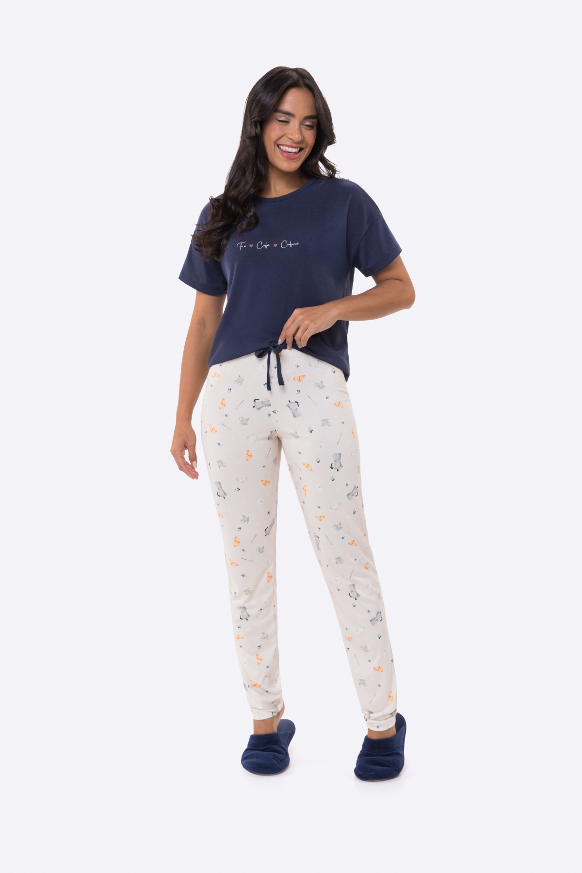 PIJAMA FEMININO MANGA CURTA E CAL&Ccedil;A AZUL MARINHO BREAKFAST - BOCEJINHO