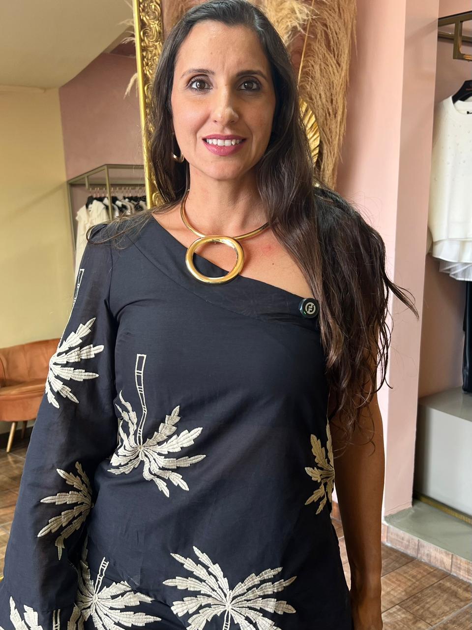 3991P - BLUSA - P - BORDADO TROPICAL NOITE