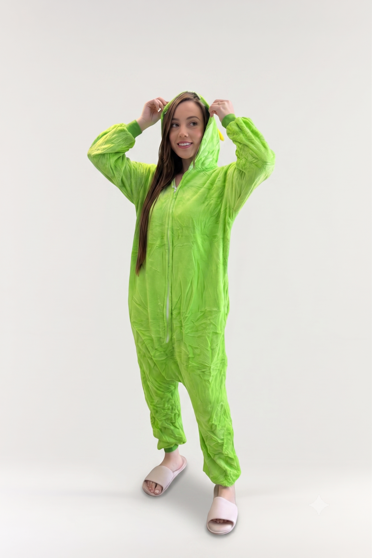MACACÃO UNISSEX ADULTO MIKE WAZOWSKI MONSTROS S.A VERDE - MUNDO DOS PIJAMAS