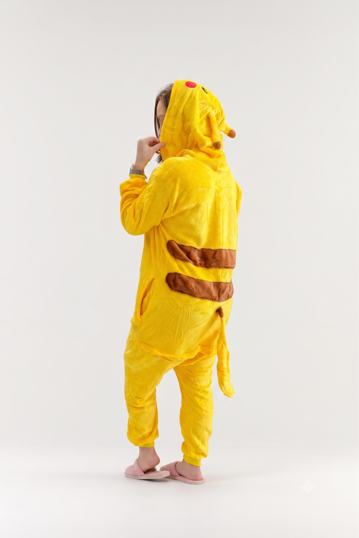 MACACÃO UNISSEX ADULTO LONGO PIKACHU AMARELO - MUNDO DOS PIJAMAS